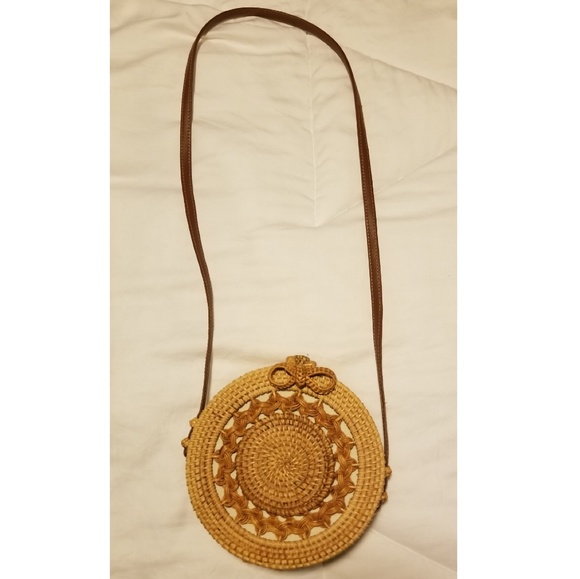 Port Costa Tan Round Woven Purse - Picture 3 of 8